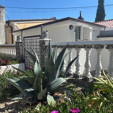 Adriatic Pearl Dramalj